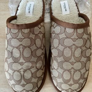 Coach C7078 SIGNATURE PRINT SLIPPERS Size 10 Jacquard Logo Khaki Brown